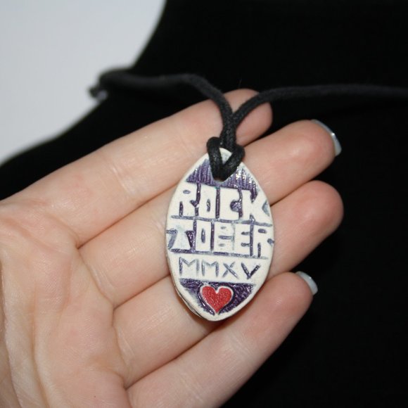 Rocktober MMXV necklace - Picture 4 of 4